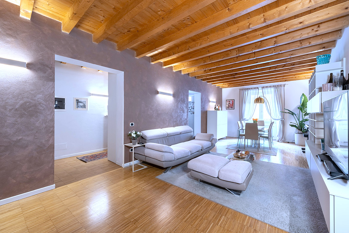 Ampio salone